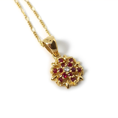 Dije de Oro 18k con Rubíes y Diamantes