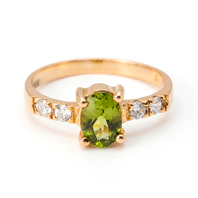 4.21 Sortija de Oro 18k con Peridot