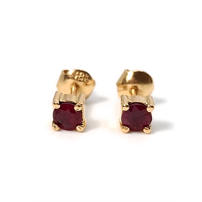 Aretes de Oro 18k con Rubí
